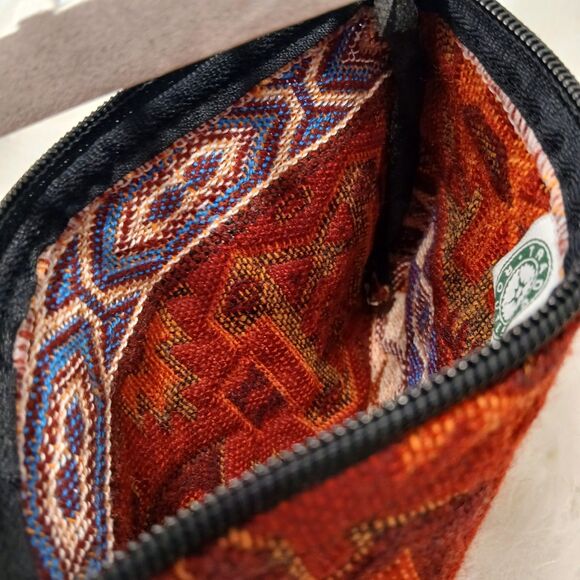 TRADES ROUTES ARTISTIC WALLET SMALL ZIPPER CLOSURE/NO STRAP/NO POCKETS/OPEN UNIT - Picture 9 of 14